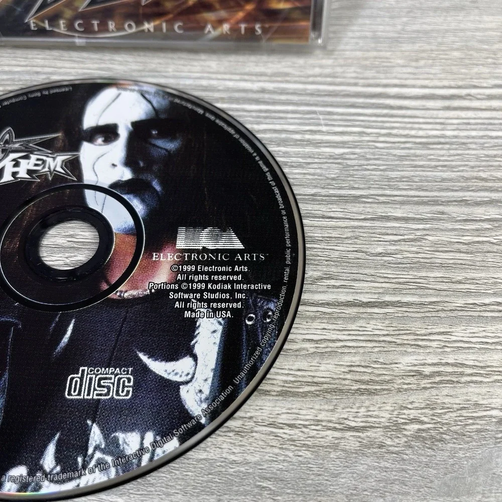WCW Mayhem Sony PlayStation 1 PS1 Complete w/ Manual Black Label Tested
